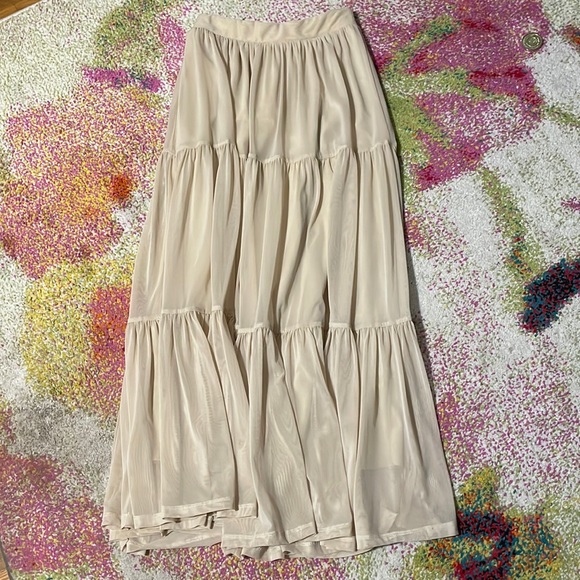 Zara Skirts Maxi Skirt Waist Stretches From 24 To 29 Length 35